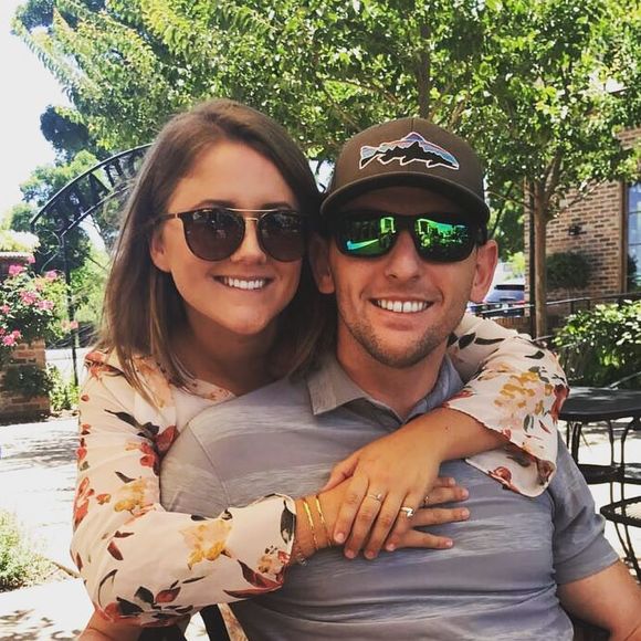 Meet your Posher, Amanda - Picture 1 of 1